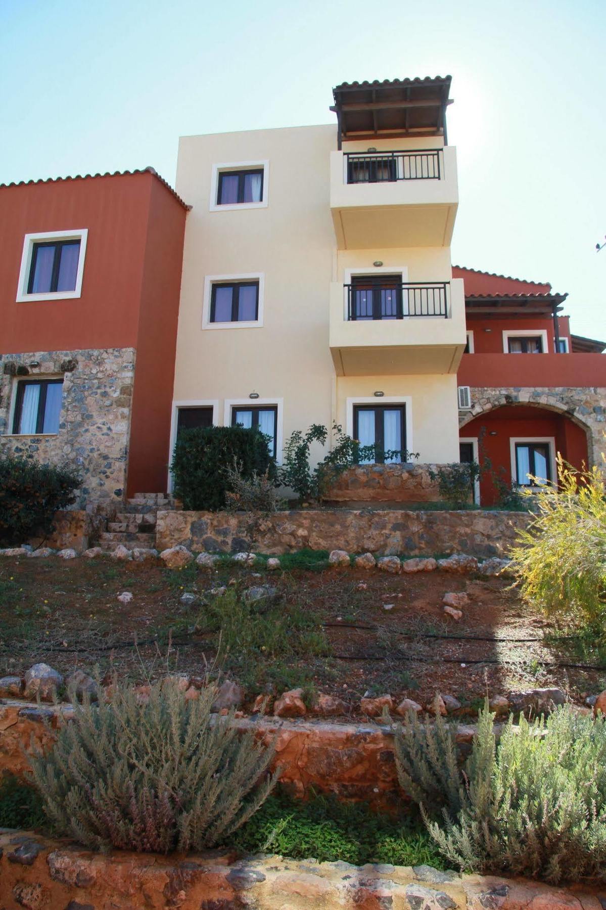 Amazones Driades Apartments Piskopianón المظهر الخارجي الصورة